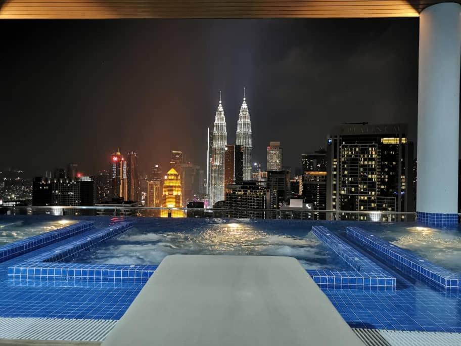 The Luxe, Klcc By Ch Homes 쿠알라룸푸르 외부 사진