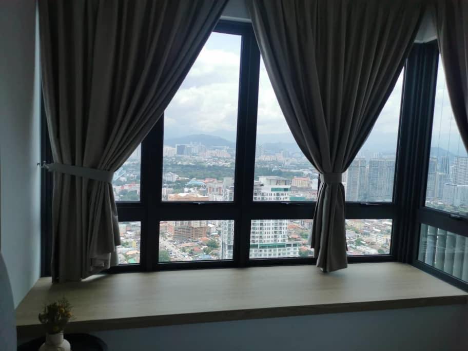 The Luxe, Klcc By Ch Homes 쿠알라룸푸르 외부 사진